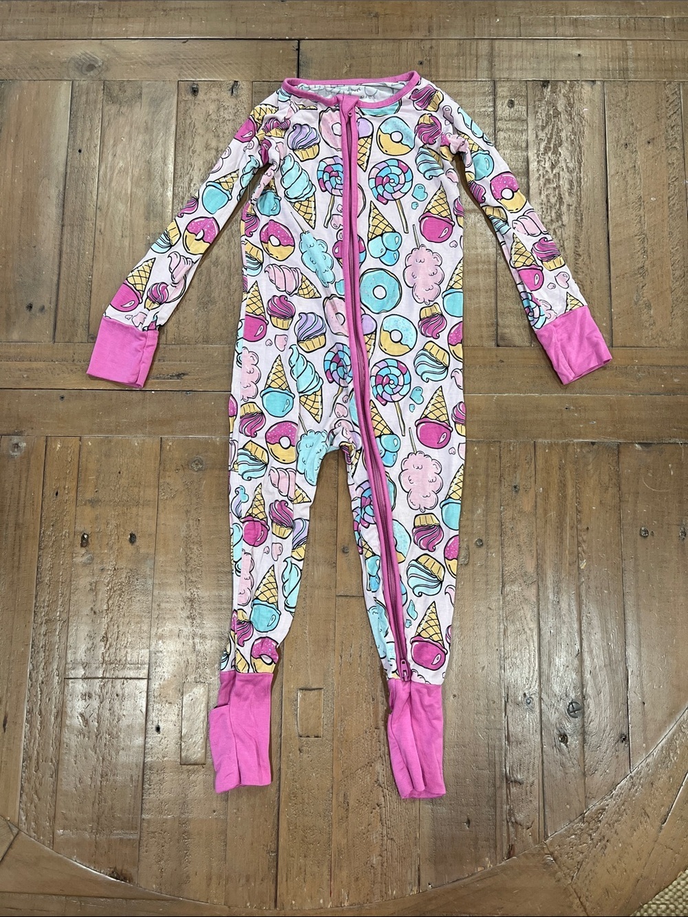 Little sleepies sweet treats bamboo zippy 18-24 months donuts ice cream cupcakes